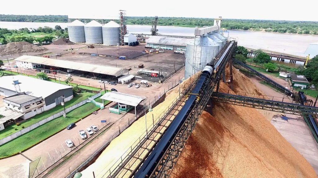 Decisão judicial adia leilão de arrendamento de área do Porto de Santana